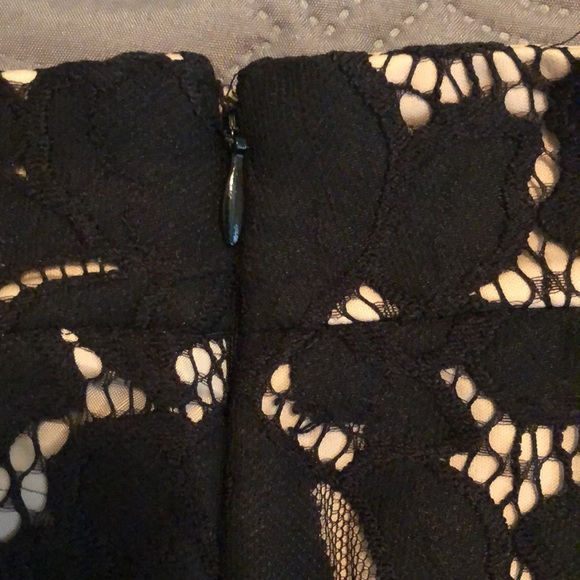 Express shorts size 4 - Picture 4 of 4